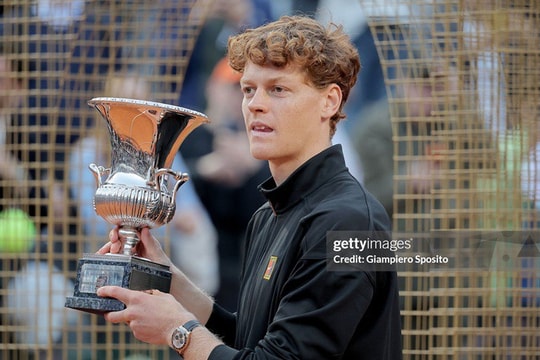 Jannik Sinner vô địch Rome Open: Hoàn tất Golden Masters và kỳ tích 50 năm lịch sử