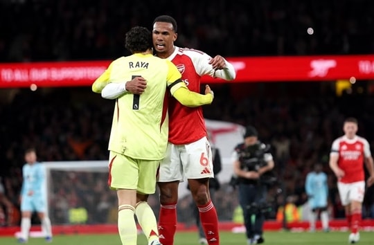 Arsenal tiến sát ngôi vương Ngoại hạng Anh trước trận đấu định mệnh tại Selhurst Park