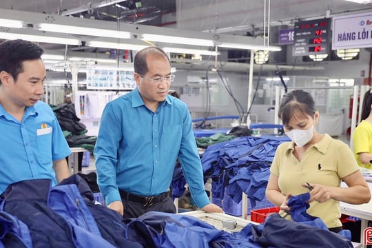 Làm gì để “vững về chất, mạnh về lượng” trong công đoàn cơ sở?