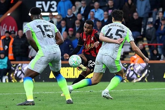 Arsenal chính thức vô địch Ngoại hạng Anh sau 22 năm chờ đợi