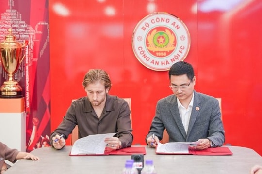 CAHN gia hạn hợp đồng kỷ lục với Stefan Mauk đến năm 2028