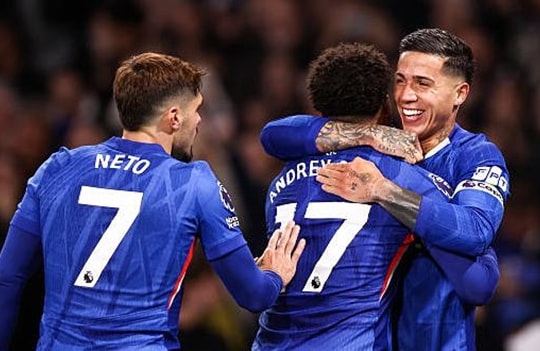 Chelsea và bài toán cúp châu Âu: Bệ phóng danh hiệu hay gánh nặng cho Xabi Alonso?