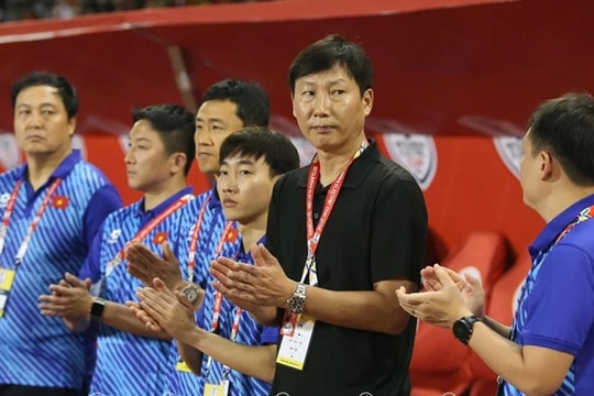 ĐT Việt Nam bỏ FIFA Days tháng 6 để tập huấn Hàn Quốc: Toan tính của HLV Kim Sang-sik