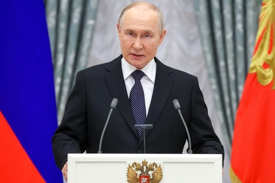 Ông Putin ra lệnh trả đũa Ukraine sau vụ tập kích trường học Lugansk
