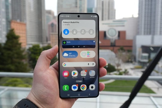 Samsung có thể dùng màn hình BOE cho Galaxy S27 nhằm tối ưu chi phí sản xuất