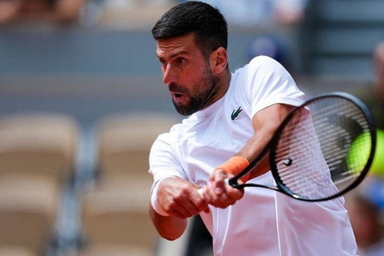 Djokovic tuyên bố sáng cửa vô địch Roland Garros: Thời cơ vàng khi Alcaraz vắng mặt