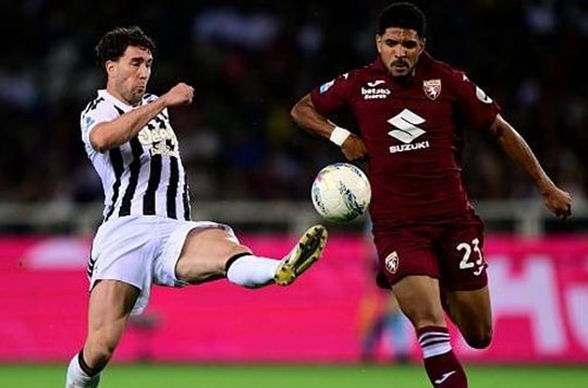 Juventus đánh mất vé Champions League sau trận hòa kịch tính 2-2 tại Derby della Mole