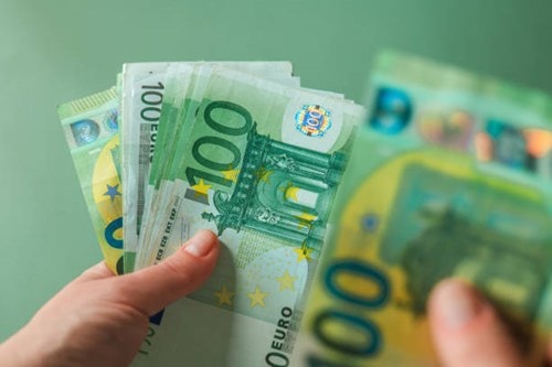 Tỷ giá Euro hôm nay 25/5: Đồng loạt phục hồi tại các ngân hàng