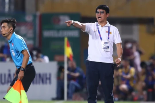 HAGL đặt cược vào GĐKT Vũ Tiến Thành trong cuộc đua trụ hạng kịch tính tại V-League