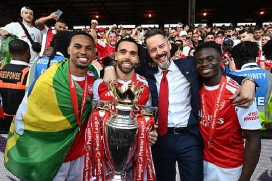 Arsenal thu gần 200 triệu bảng sau chức vô địch: Kỷ nguyên mới tại sân Emirates
