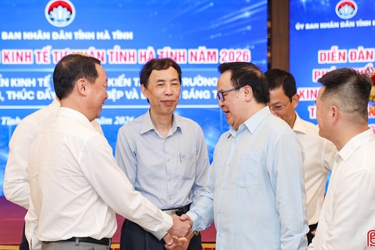 Nhiều chuyên gia, nhà đầu tư tham gia Diễn đàn phát triển kinh tế tư nhân tỉnh Hà Tĩnh