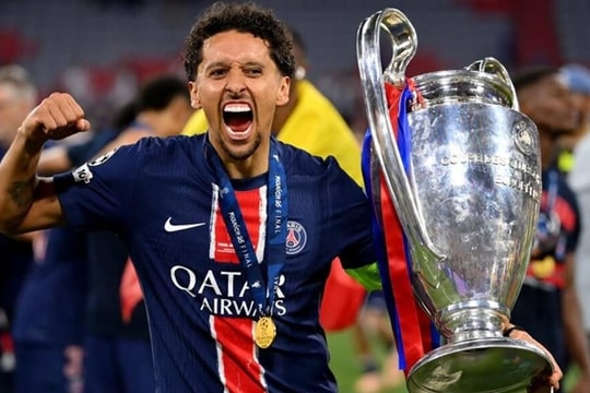 PSG: Khi vẻ đẹp bóng đá tấn công đối diện bóng ma quyền lực
