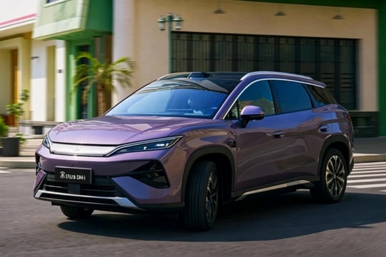 BYD Song Ultra DM-i ra mắt: SUV PHEV chạy điện 310 km, giá từ 453 triệu đồng