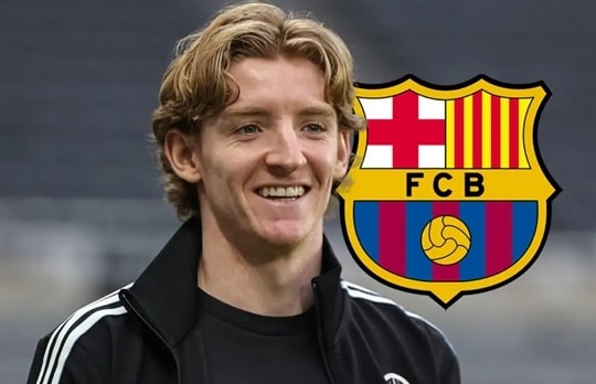 Barcelona nhắm bộ ba bom tấn Alvarez, Silva và Konate sau thương vụ Anthony Gordon