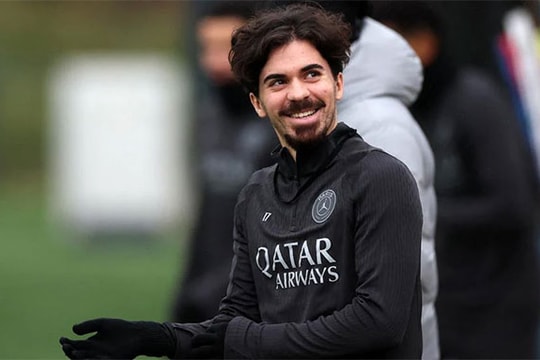 Vitinha: Hành trình từ kẻ bị nghi ngờ đến biểu tượng thống trị tuyến giữa PSG