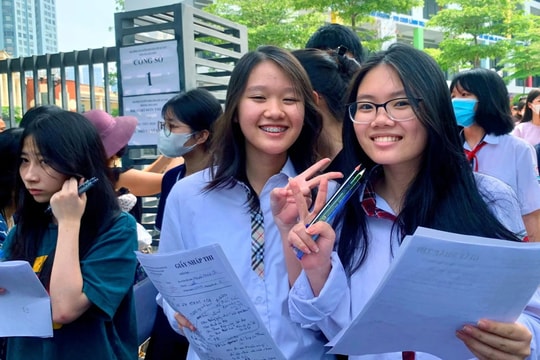 Cập nhật đáp án, đề thi lớp 10 môn Ngữ Văn tại Hà Nội 2026