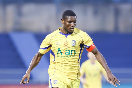 Michael Olaha gia nhập CLB Công an TP.HCM và thử thách mới của U20 Việt Nam