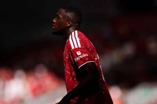 Liverpool và canh bạc nhân sự: Tại sao FSG sẵn sàng mất trắng các ngôi sao hàng đầu?