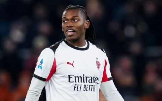 Rafael Leao công khai đòi rời Milan: Bài toán kỷ luật cân não cho INEOS và Man United