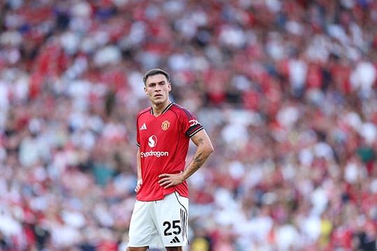 Man Utd và bài học đắt giá 50 triệu bảng từ sai lầm mang tên Manuel Ugarte