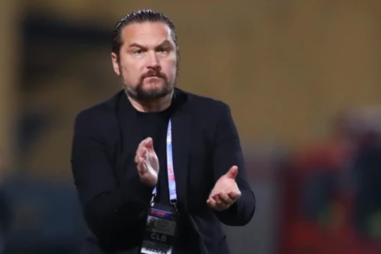 HLV Velizar Popov tuyên bố rời V-League vĩnh viễn sau trận hòa Công an TP.HCM