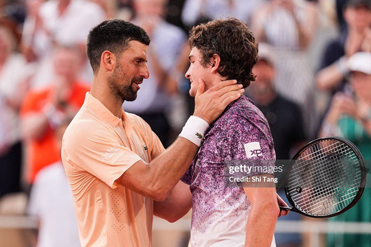 Novak Djokovic gục ngã tại Roland Garros 2026: Khi kỷ lục thứ 25 trở thành chiếc bẫy tâm lý