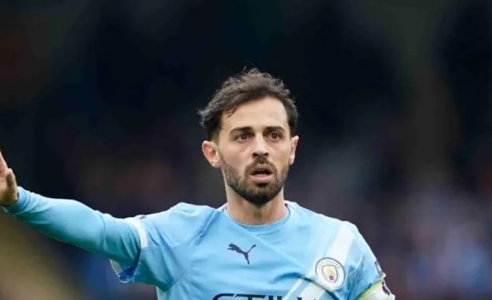 Lý do Barcelona ưu tiên chiêu mộ Bernardo Silva dù hàng tiền vệ đang quá chật chội