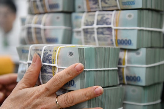 Lãi suất LPBank hôm nay 3/6/2026: Giảm đồng loạt, kỳ hạn 12 tháng mất mốc 7%/năm
