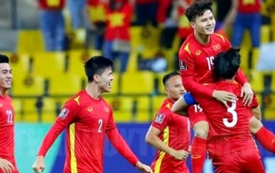 Tuyển Việt Nam và bước ngoặt lịch sử: Kỷ nguyên vàng dần khép lại dưới thời HLV Kim Sang-sik