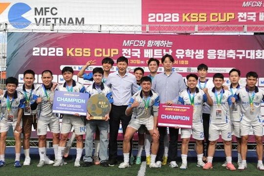 HLV Kim Sang-sik kết nối tình hữu nghị Việt - Hàn qua giải bóng đá tại Busan