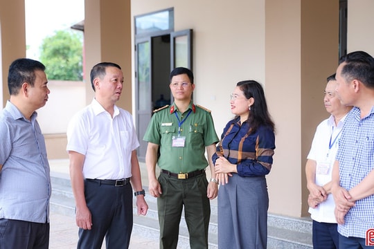 Chủ tịch UBND tỉnh Hà Tĩnh kiểm tra công tác chuẩn bị Kỳ thi tốt nghiệp THPT năm 2026