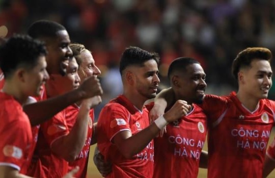 CAHN thống trị giải thưởng V.League tháng 5 trước màn chạm trán nảy lửa với Thể Công