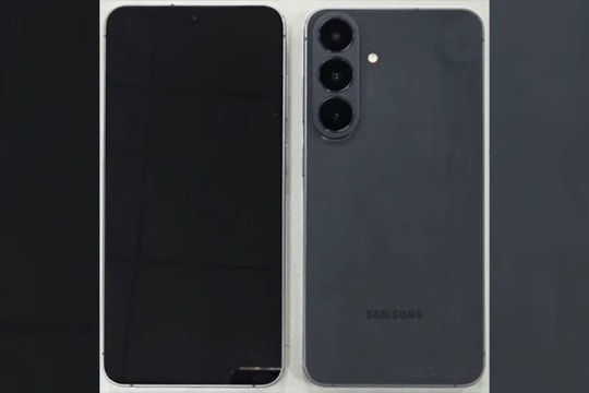Samsung Galaxy S26 FE lộ diện thực tế: Cụm camera mới lạ và chip Exynos 2500