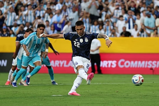 Argentina hạ Honduras 2-0: Lautaro Martinez và Giuliano Simeone cùng tỏa sáng