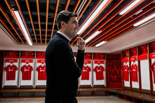 Liverpool chi trăm triệu bảng: HLV Andoni Iraola mang dàn sao Bournemouth về Anfield