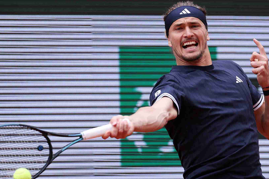 Bảng xếp hạng tennis 8/6: Zverev phả hơi nóng vào Alcaraz, 'cổ tích' Chwalinska thăng 93 bậc