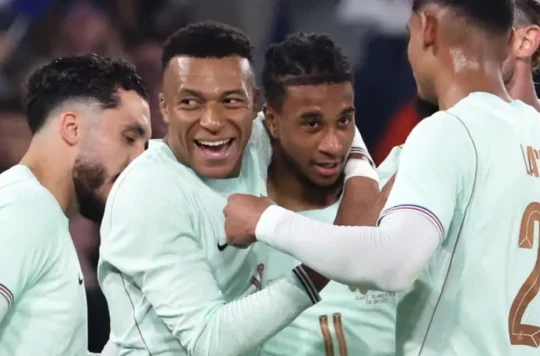 Michael Olise lập hat-trick rực sáng: Tuyển Pháp tìm thấy ứng viên Quả bóng vàng tương lai