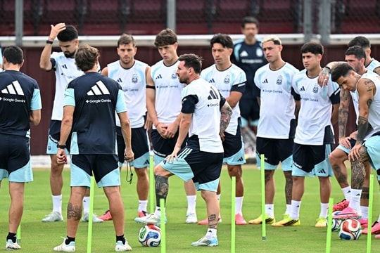Argentina tại World Cup 2026: Chiến lược bảo vệ ngai vàng và kỷ nguyên thoát bóng Messi