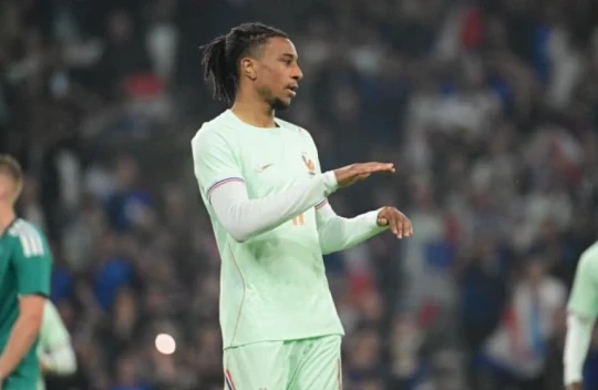 Michael Olise lập hat-trick giúp Pháp đánh bại Bắc Ireland 3-1 trước thềm World Cup