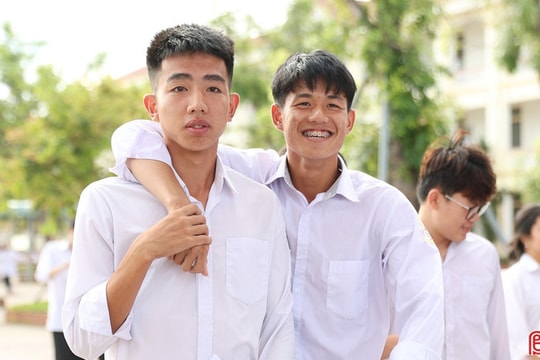 Ngày đầu thi tốt nghiệp THPT 2026: Nghiêm túc, đúng quy chế