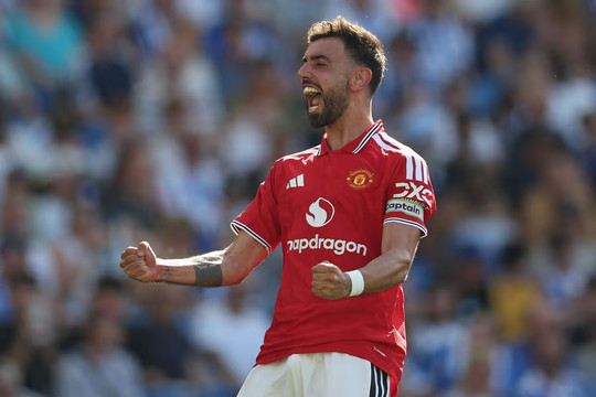 Manchester United và bài toán bảo tồn Bruno Fernandes: Khi 'người không phổi' chạm ngưỡng 32