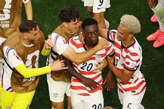 Tuyển Mỹ đè bẹp Paraguay 4-1 tại World Cup 2026: Show diễn của Folarin Balogun