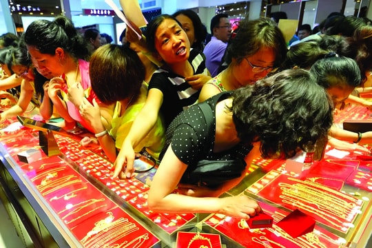 Giá vàng hôm nay 15/6/2026: Vàng miếng SJC, nhẫn trỡn 9999 24K, vàng thế giới thứ Hai