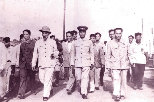 Khắc sâu lời Bác, vun bồi khát vọng dựng xây quê hương