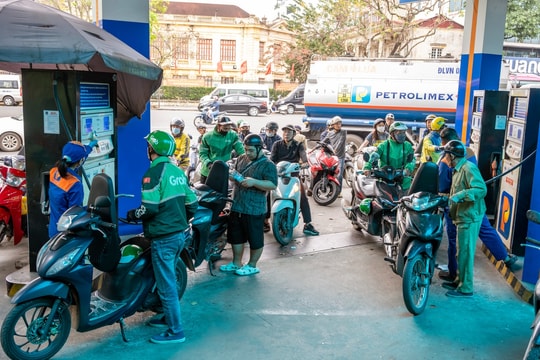 Bảng giá xăng dầu 18/6/2026 ở Petrolimex, PVOIL, Mipec, GIANGNAMPETROL