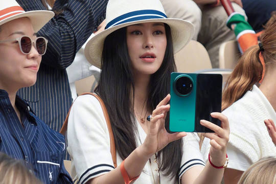 vivo X Fold6 lộ diện cấu hình khủng: Pin 6,900mAh và camera 200MP thách thức mọi đối thủ