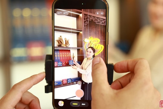 Người trẻ Hà Tĩnh “giữ lửa” nghề truyền thống