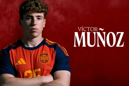 Liverpool chiêu mộ thành công Victor Munoz: Mảnh ghép hoàn hảo cho triều đại Andoni Iraola