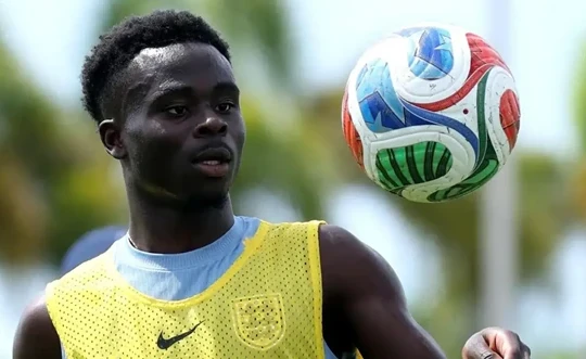 Thomas Tuchel hé lộ kế hoạch sử dụng Bukayo Saka: Sẵn sàng bùng nổ trước Panama