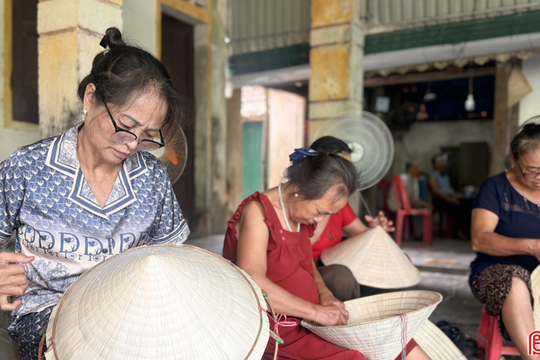 Khi làng nghề đối mặt cuộc sàng lọc của thị trường